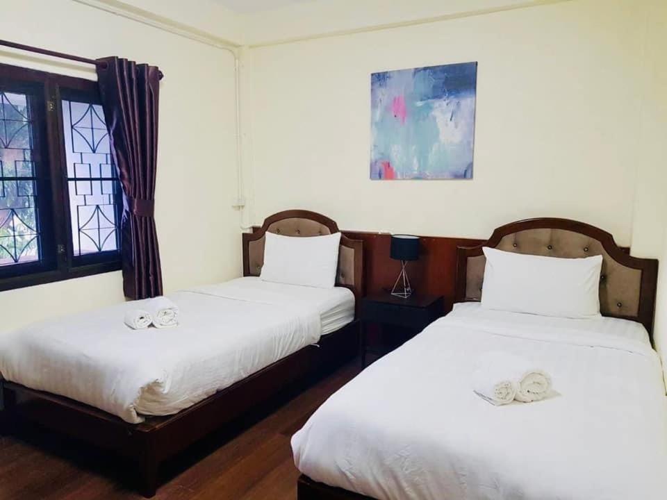 Punyin Hotel Inthanon -ปั้นหยิ่น โฮเทล Чом Тхонг Экстерьер фото